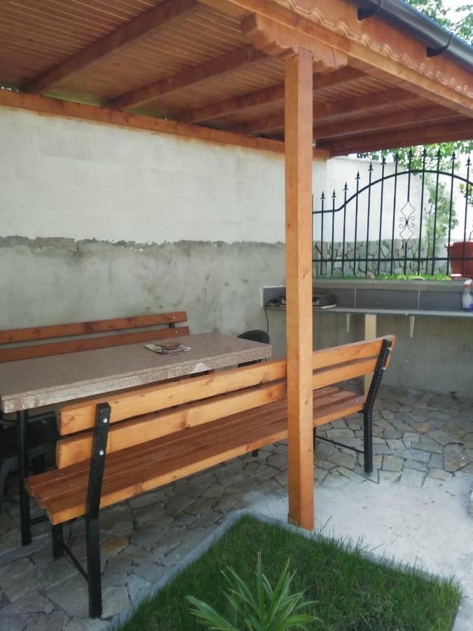 Guest House Nani Asenovgrad Ngoại thất bức ảnh