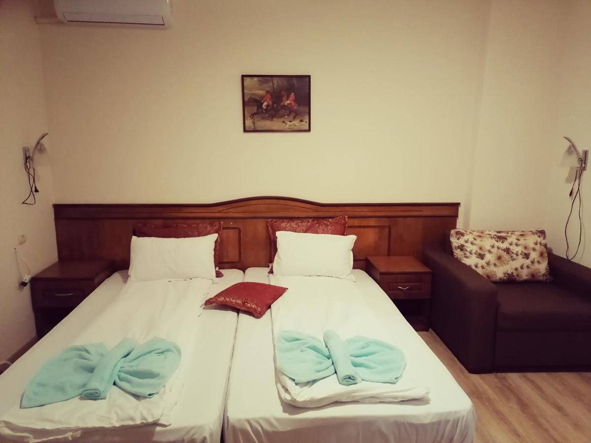 Guest House Nani Asenovgrad Ngoại thất bức ảnh